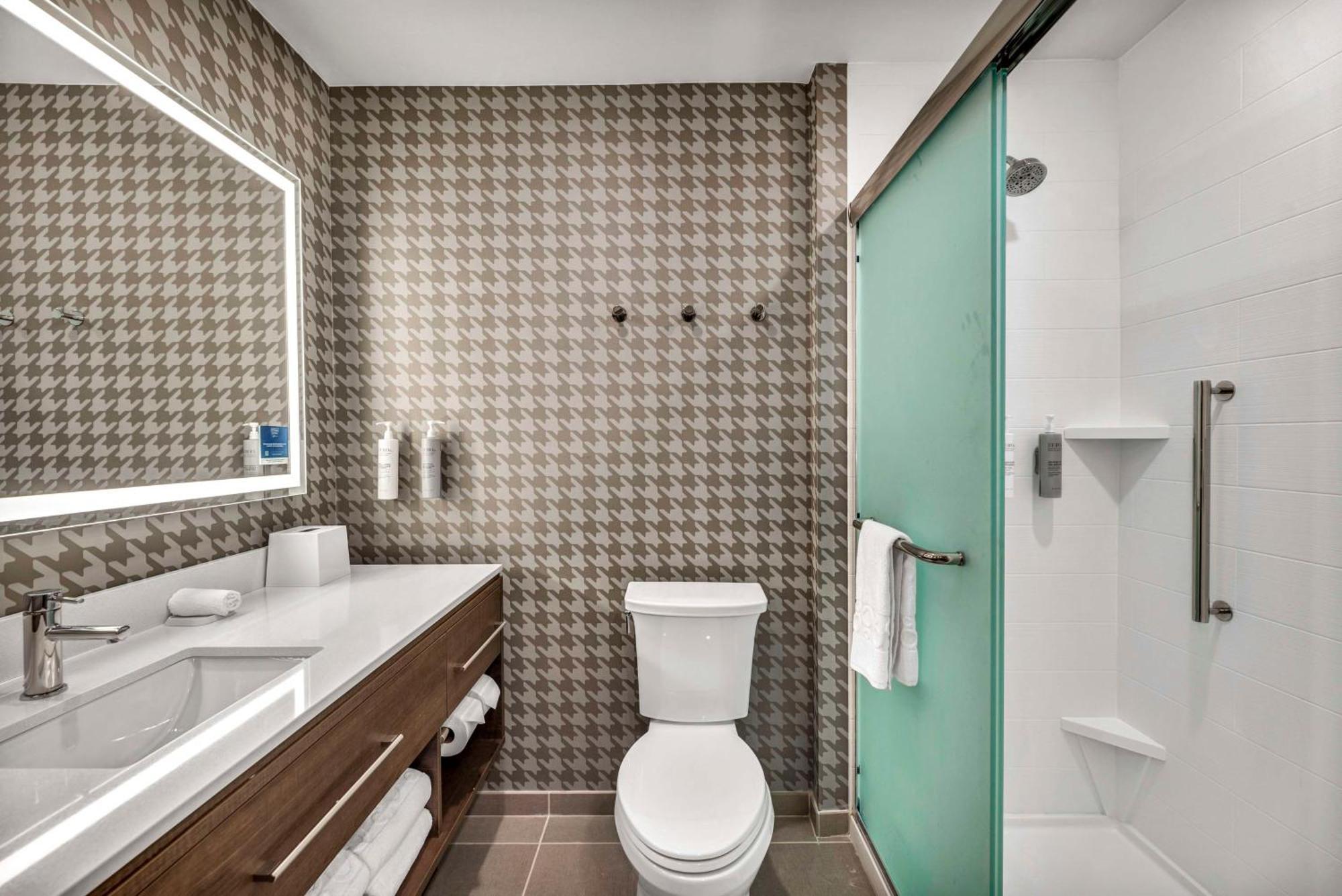 Home2 Suites By Hilton Raleigh West Lenovo Center מראה חיצוני תמונה