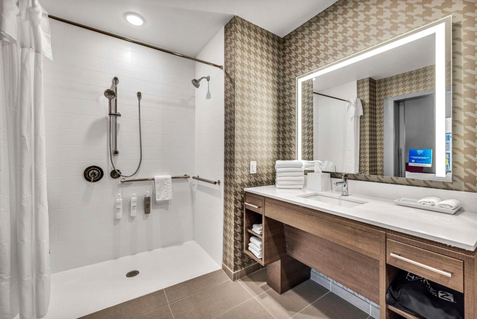 Home2 Suites By Hilton Raleigh West Lenovo Center מראה חיצוני תמונה