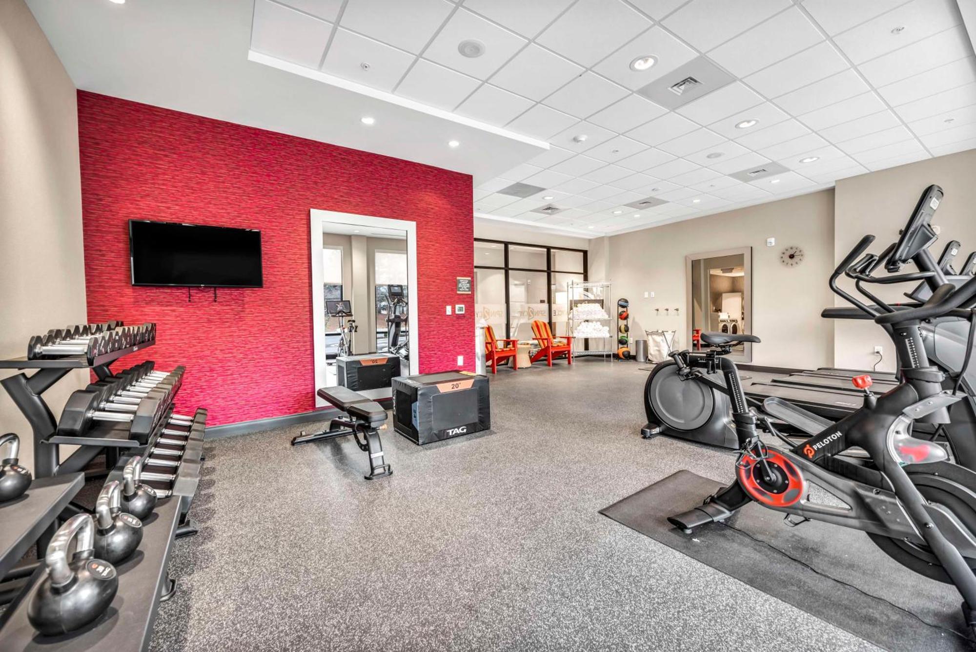 Home2 Suites By Hilton Raleigh West Lenovo Center מראה חיצוני תמונה